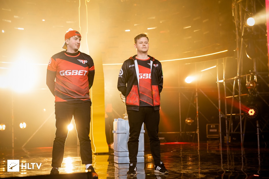 Heroic'te iki isim birden yedeğe çekildi! Astralis ortalığı karıştırdı!