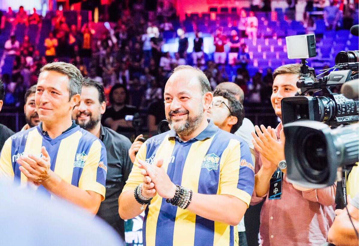 Sina Afra: "Yedinci sezonumuzda üçüncü şampiyonluğumuz! Yaşa Fenerbahçe"
