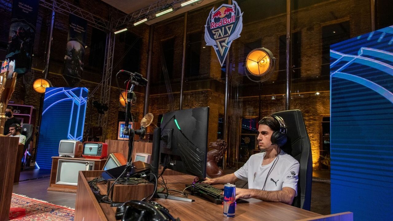 1v1 League Of Legends turnuvası Red Bull Solo Q geri dönüyor