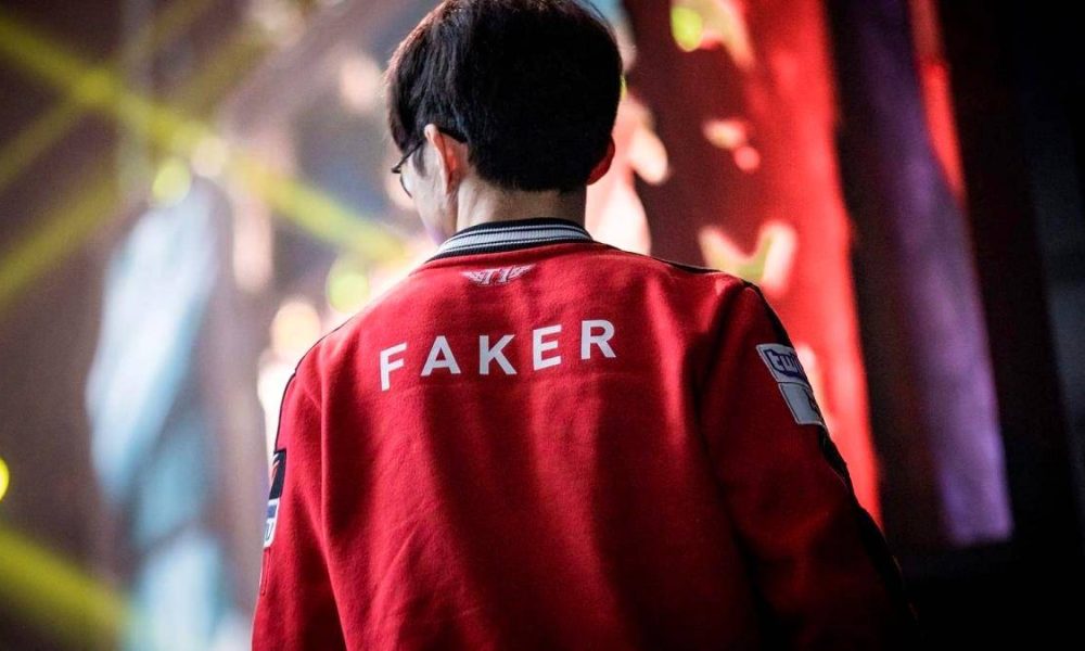 Faker'lı T1 LCK'de normal sezonu namağlup lider tamamladı