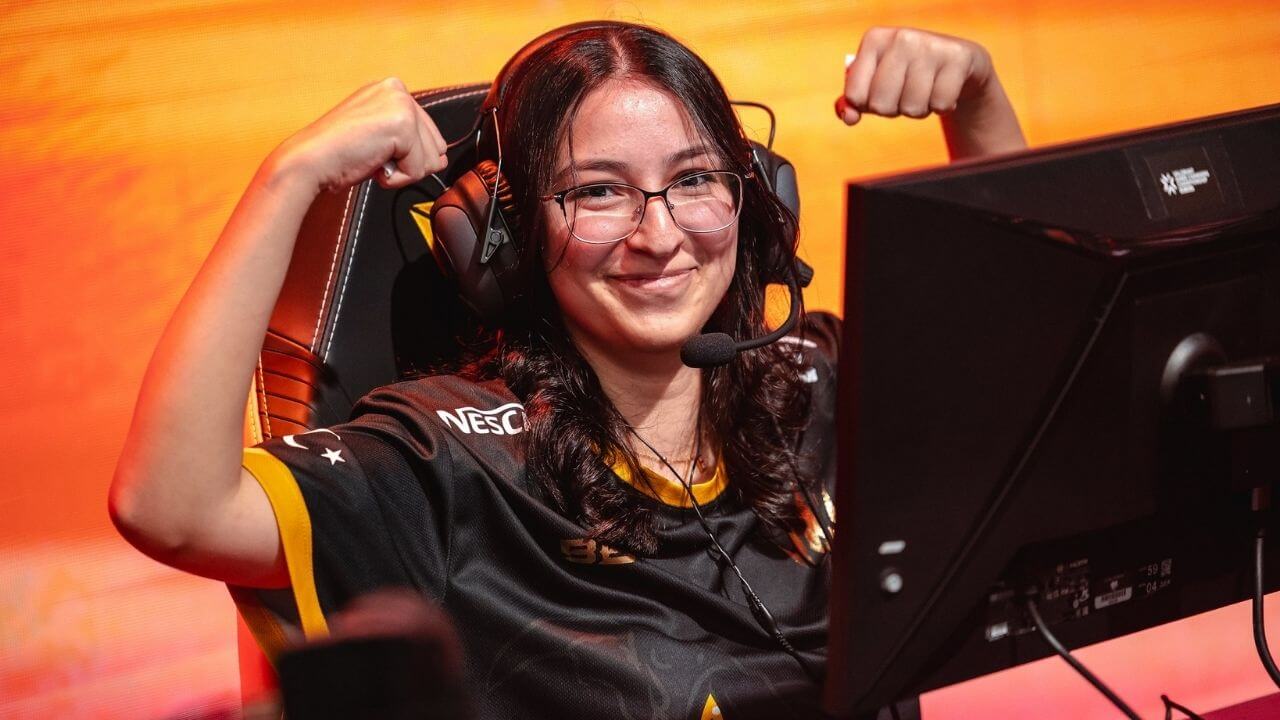 BBL Esports VALORANT oyuncusu Nur "Eva" Çakır, Team Falcons'a transfer oldu