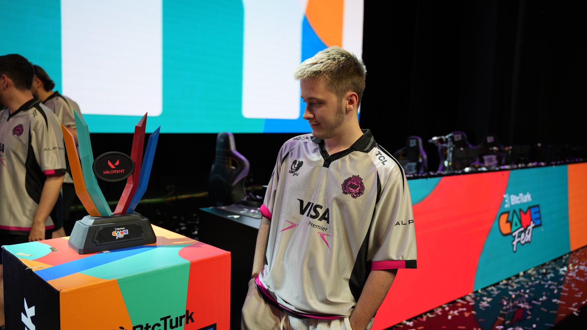 Gentle Mates, BtcTurk GameFest VALORANT turnuvası şampiyonu oldu